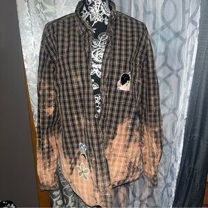 Izod bleach ombré Plaid Button-Up Shirt with Unique embroidered Patches size L